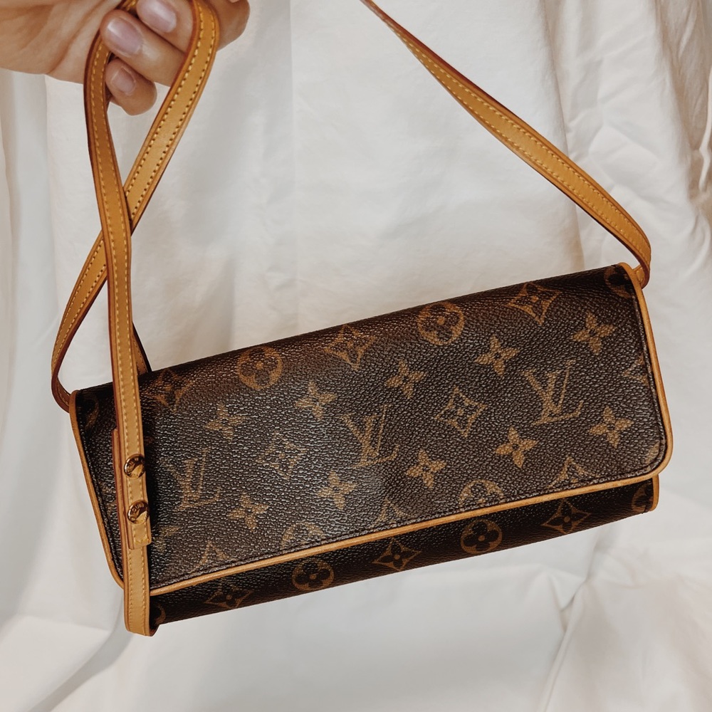 Rare Louis Vuitton Twin Pochette PM Bag